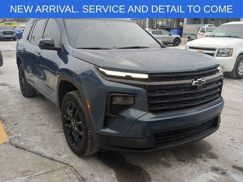 Certified 2024 Chevrolet Traverse LT w/ Midnight/Sport Edition image 8