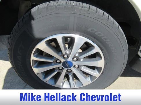 Used 2017 Ford Expedition XLT w/ Equipment Group 201A image 9