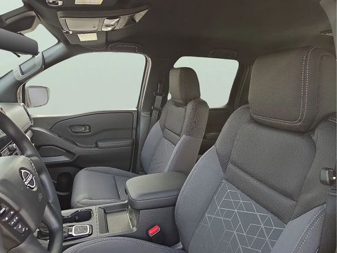 New 2026 Nissan Frontier SV w/ Tow Package image 13