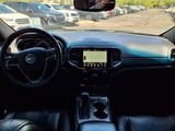 Used 2019 Jeep Grand Cherokee Laredo image 6