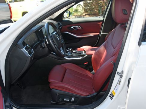 Used 2022 BMW 330i xDrive Sedan w/ Convenience Package image 8