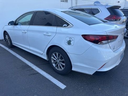 Used 2018 Hyundai Sonata SE FWD image 4