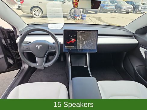 Used 2019 Tesla Model 3 Long Range image 9