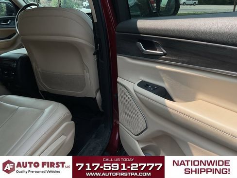 Used 2021 Jeep Grand Cherokee L Limited AWD/4WD image 13