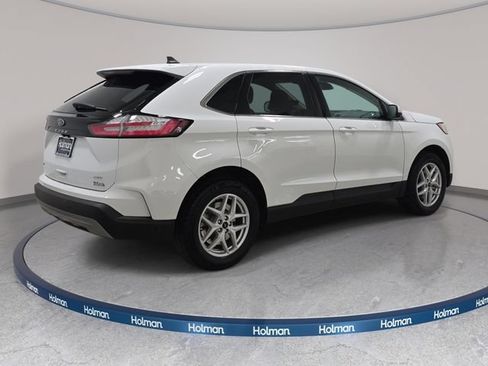 Certified 2024 Ford Edge SEL AWD/4WD image 5