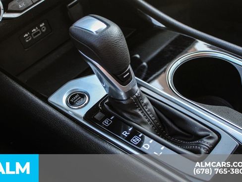 Used 2024 Nissan Altima 2.5 SV image 35