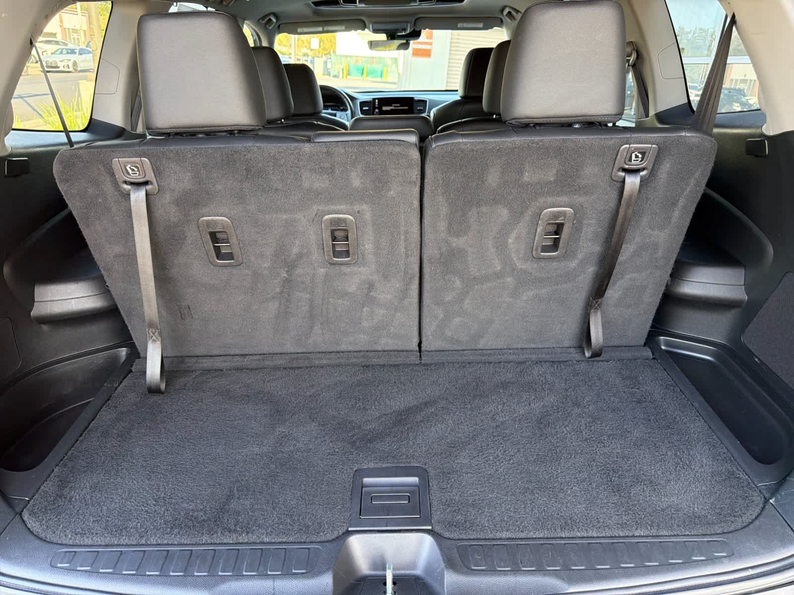 Used 2022 Honda Pilot Touring image 17