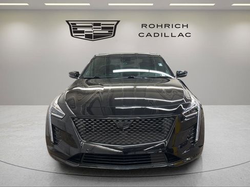 Used 2019 Cadillac CT6 Platinum image 2