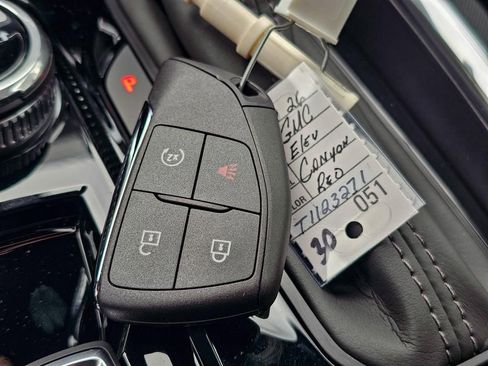 New 2026 GMC Canyon Elevation w/ Convenience Package image 42