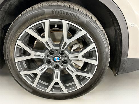 Used 2021 BMW X1 xDrive28i w/ Convenience Package image 11