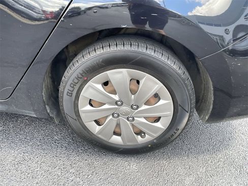 Used 2018 Kia Rio LX image 7
