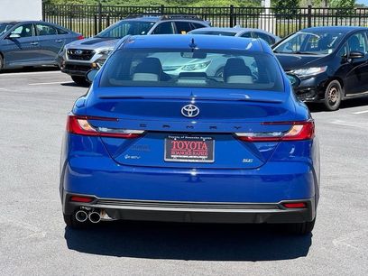 New 2026 Toyota Camry SE w/ Convenience Package