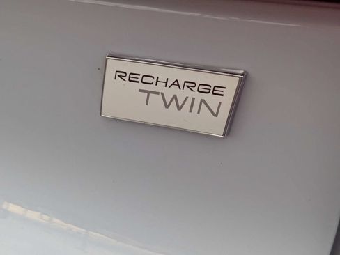 Used 2024 Volvo C40 Recharge Core AWD/4WD image 14