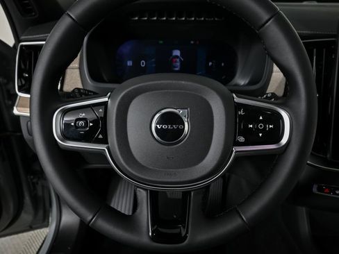 New 2026 Volvo XC90 B6 Plus w/ Protection Package Premier image 9