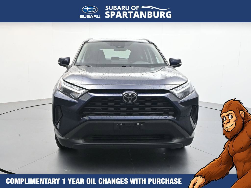 Used 2025 Toyota RAV4 XLE FWD image 2