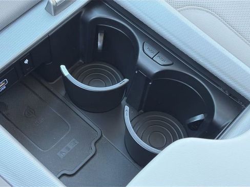 Used 2024 Hyundai Palisade Limited image 32