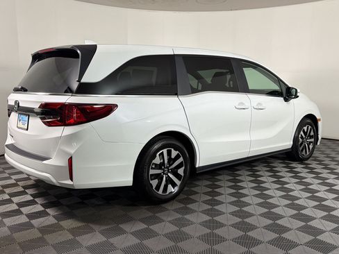 New 2026 Honda Odyssey EX-L image 7