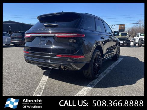 Used 2023 Lincoln Corsair Reserve w/ Equipment Group 201A AWD/4WD image 5