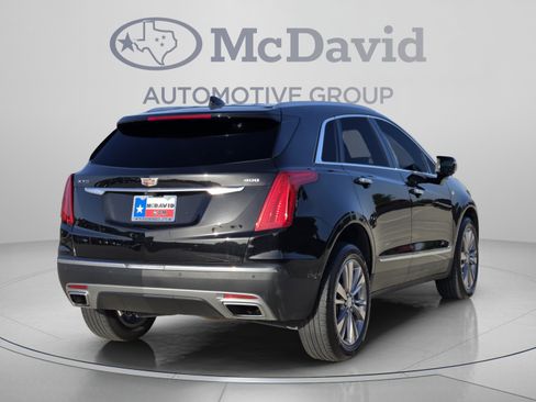 Used 2023 Cadillac XT5 Premium Luxury w/ Technology Package FWD image 6