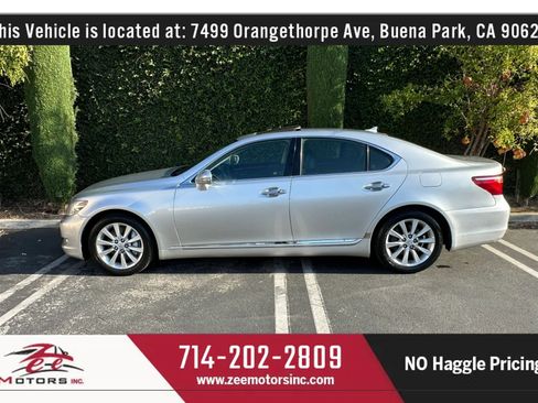 Used 2011 Lexus LS 460 AWD w/ Comfort Pkg image 10