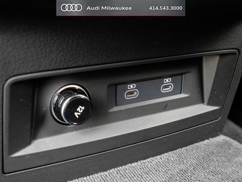 Used 2023 Audi Q7 2.0T Premium Plus w/ Premium Plus Package AWD/4WD image 36