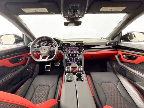 Used 2024 Lamborghini Urus S AWD/4WD image 44