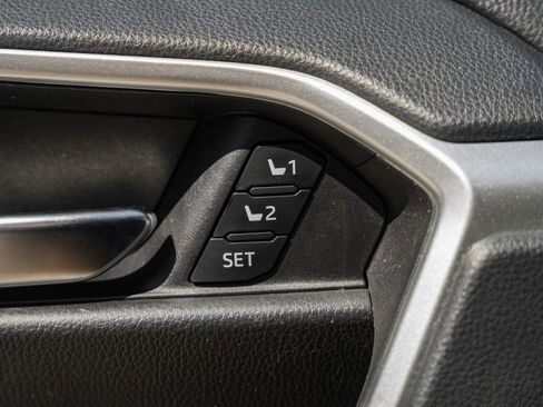 Used 2019 Toyota RAV4 XLE Premium w/ Cold Weather Package AWD/4WD image 42