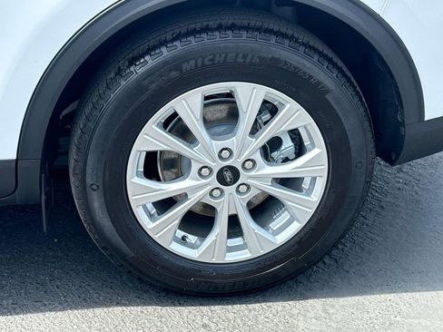 Certified 2025 Ford Escape Active FWD image 30
