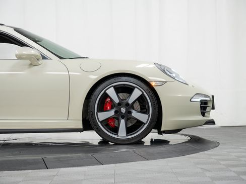 Used 2014 Porsche 911 50th Anniversary Edition RWD image 11
