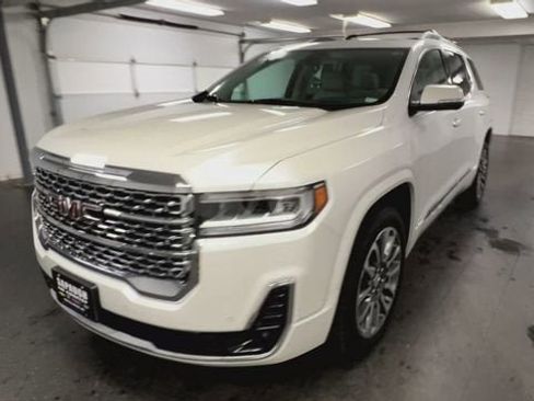 Certified 2021 GMC Acadia Denali w/ Denali Technology Package AWD/4WD image 4
