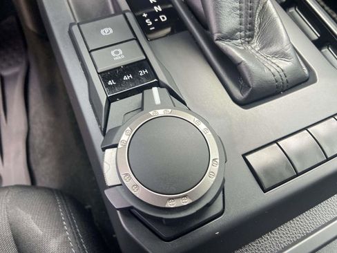 Used 2024 Toyota Tacoma SR AWD/4WD image 25