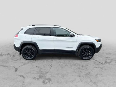 Used 2021 Jeep Cherokee Trailhawk AWD/4WD image 9