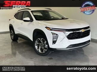 Used 2025 Chevrolet Trax LT w/ LT Convenience Package FWD video 1
