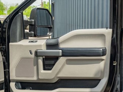 Used 2017 Ford F250 XLT w/ XLT Value Package image 42