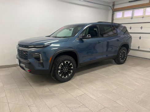 New 2026 Chevrolet Traverse Z71 w/ Enhanced Driving Package image 2