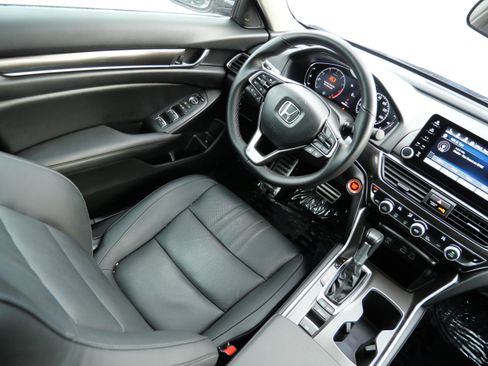 Used 2022 Honda Accord Sport Special Edition image 9