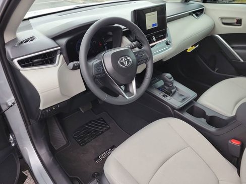 New 2026 Toyota Corolla Cross LE image 18