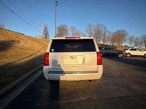Used 2016 Chevrolet Suburban LTZ image 6