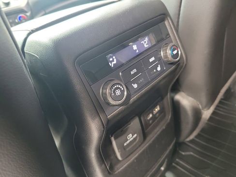 Used 2021 GMC Acadia AT4 w/ Preferred Package AWD/4WD image 37