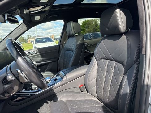 Used 2023 BMW X7 xDrive40i w/ Executive Package AWD/4WD image 10