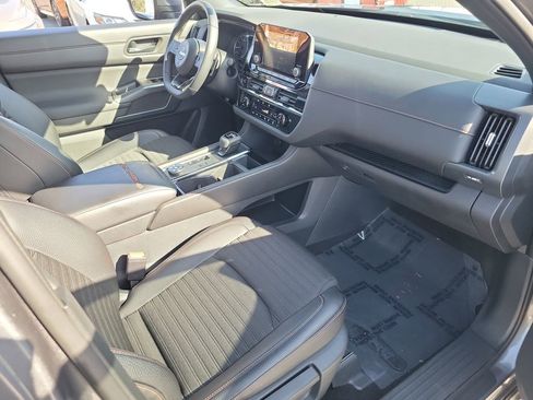 Used 2025 Nissan Pathfinder Rock Creek image 20