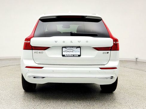 Used 2023 Volvo XC60 B5 Plus w/ Climate Package image 6