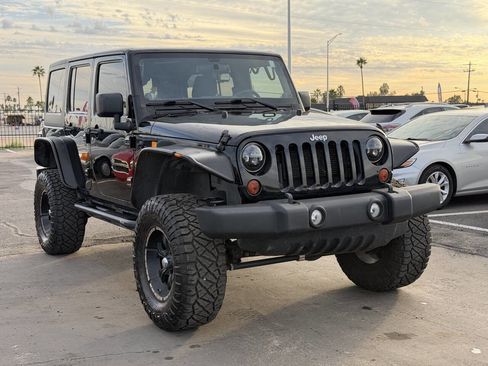 Used 2012 Jeep Wrangler Unlimited Sport image 11