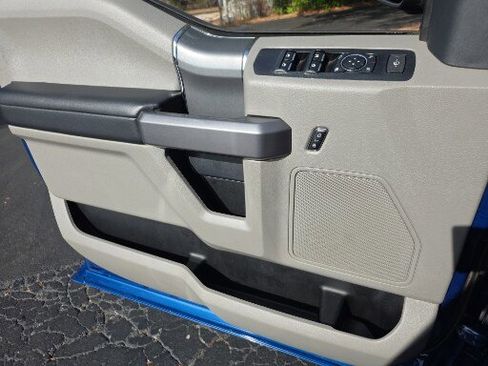 Used 2022 Ford F250 XLT w/ XLT Premium Package image 19