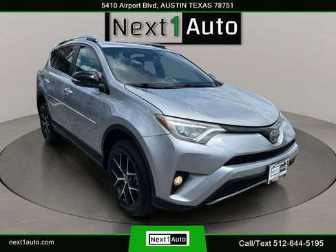 Used 2018 Toyota RAV4 SE w/ Power Extra Value Package FWD image 3
