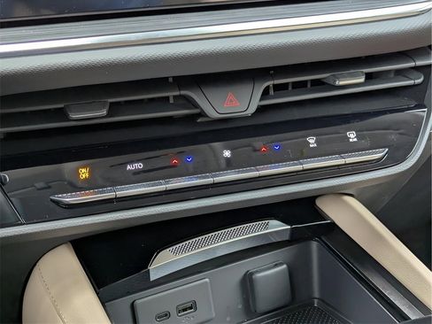 New 2025 Buick Envision Preferred image 17