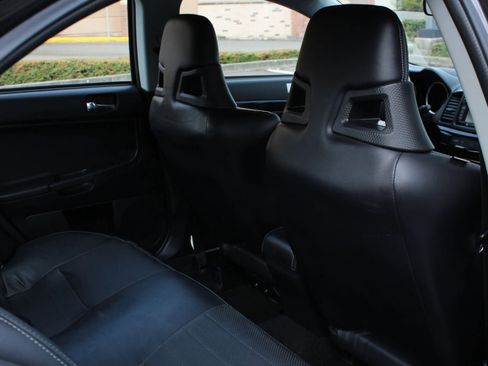 Used 2014 Mitsubishi Lancer Evolution GSR image 23