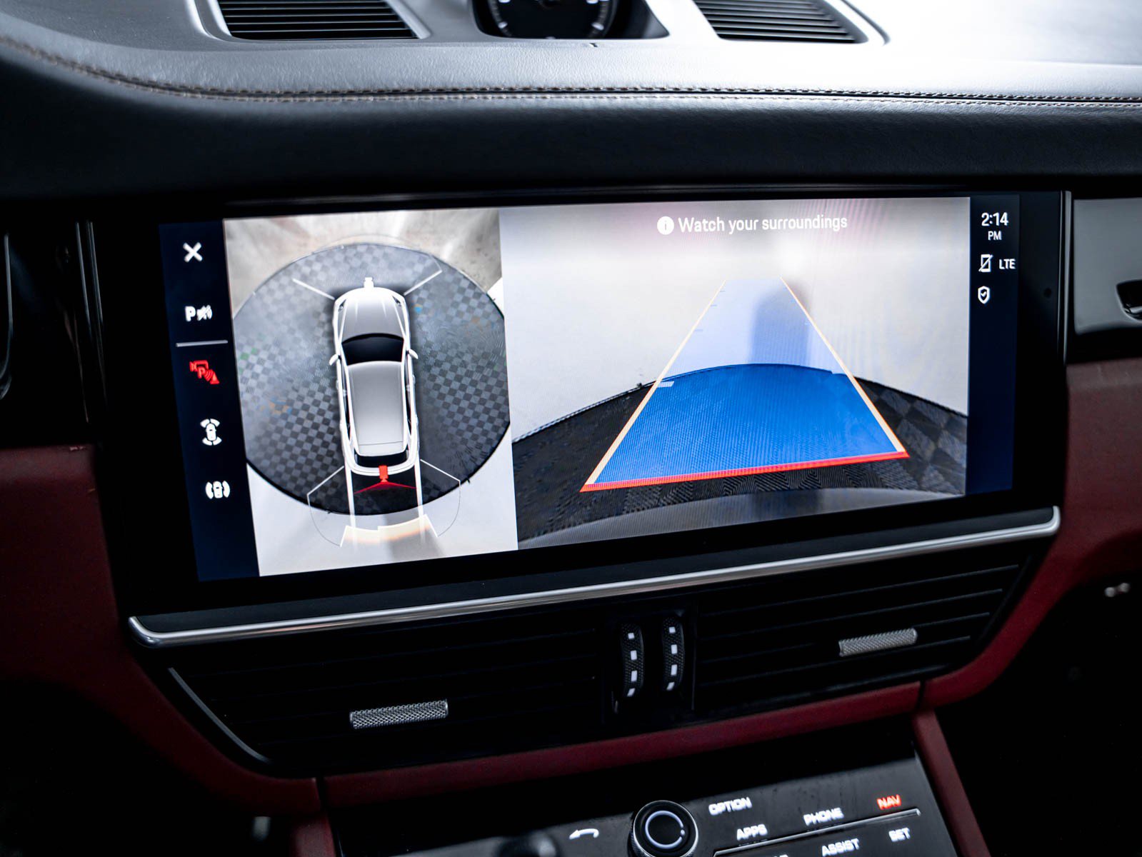 Certified 2023 Porsche Cayenne AWD/4WD image 26