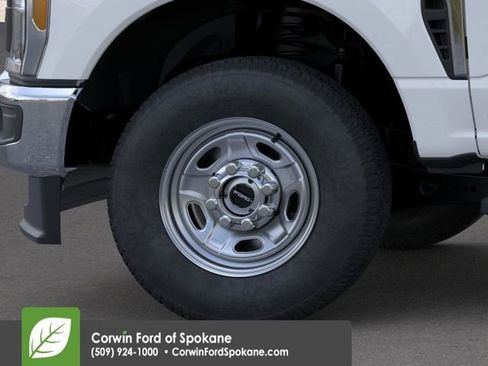 New 2026 Ford F250 XL w/ XL Chrome Package AWD/4WD image 19