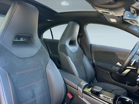 Certified 2023 Mercedes-Benz CLA 250 image 31